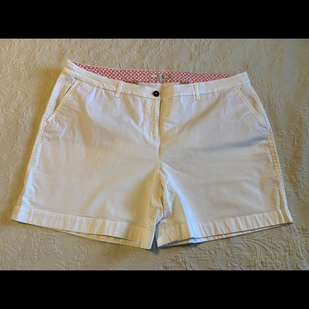 Boden 6” Inseam Chino Shorts